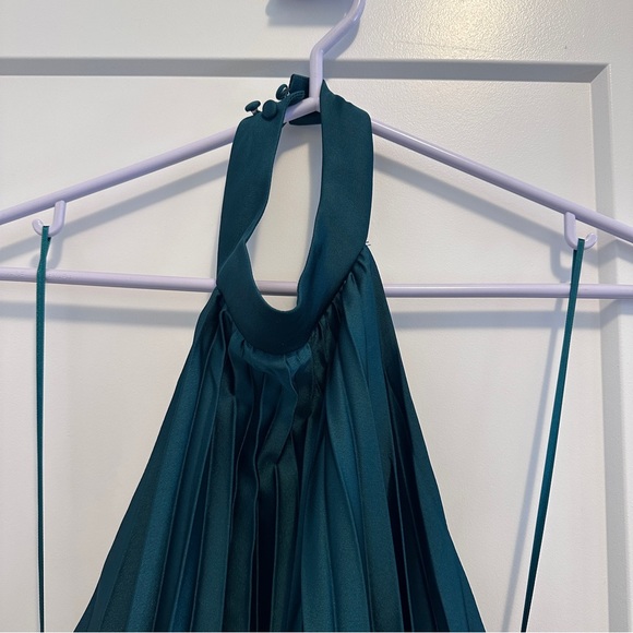 Abercrombie & Fitch Green Giselle Pleated Trapeze Halter Mini Dress Size MP - Picture 5 of 13